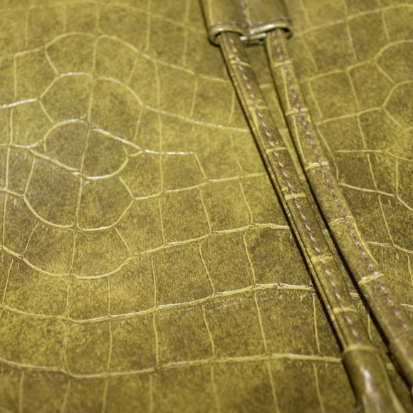 Faux Crocodile Purse Green - Picture 3 of 4